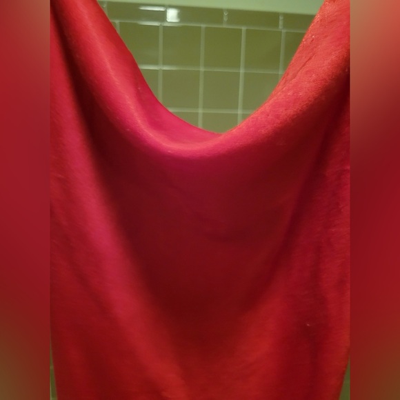 Red slip dress with slit - Picture 2 of 6